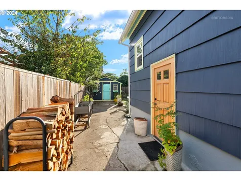 4064 Ne Mallory Avenue Portland OR 97212