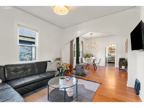 4064 Ne Mallory Avenue Portland OR 97212