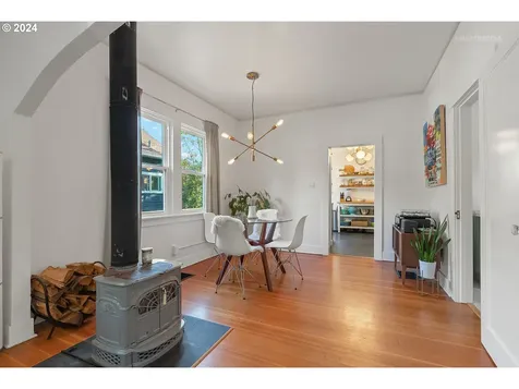 4064 Ne Mallory Avenue Portland OR 97212