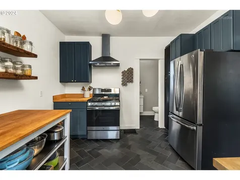 4064 Ne Mallory Avenue Portland OR 97212
