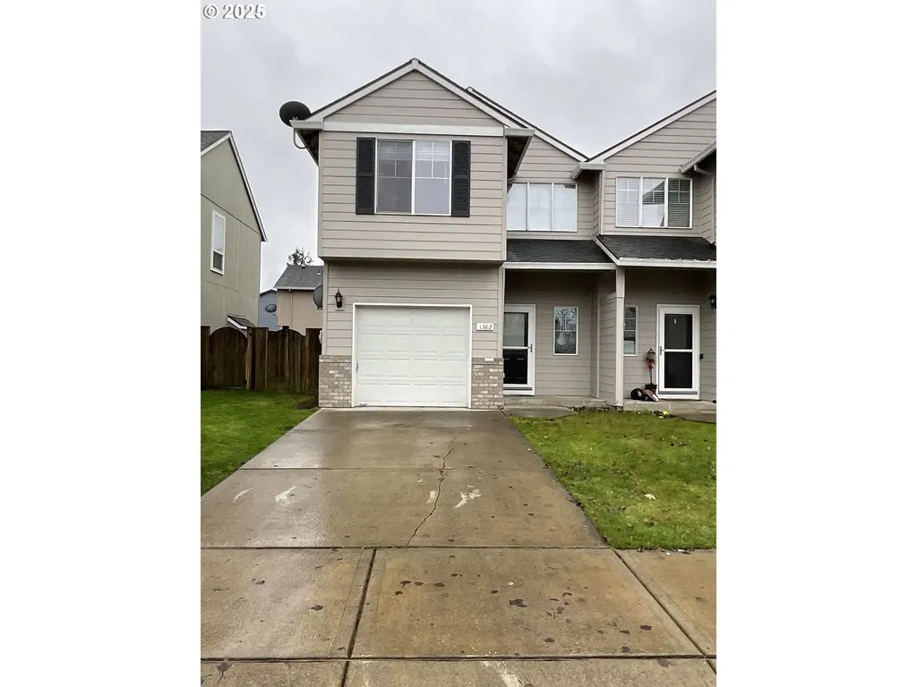 1382 NE Birkshire Court Hillsboro OR 97124