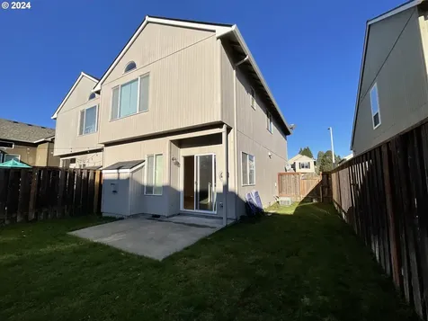 1382 NE Birkshire Court Hillsboro OR 97124
