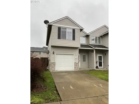 1382 NE Birkshire Court Hillsboro OR 97124