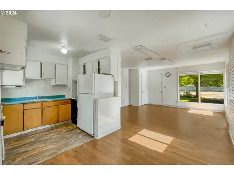 2221 NE 122nd Avenue Portland OR 97230