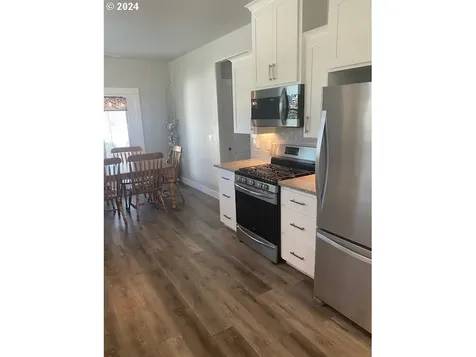 401 Castle Rock Drive Central Point OR 97502