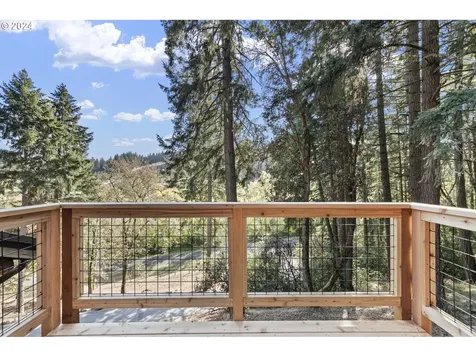 29296 Mctavish Lane Eugene OR 97402