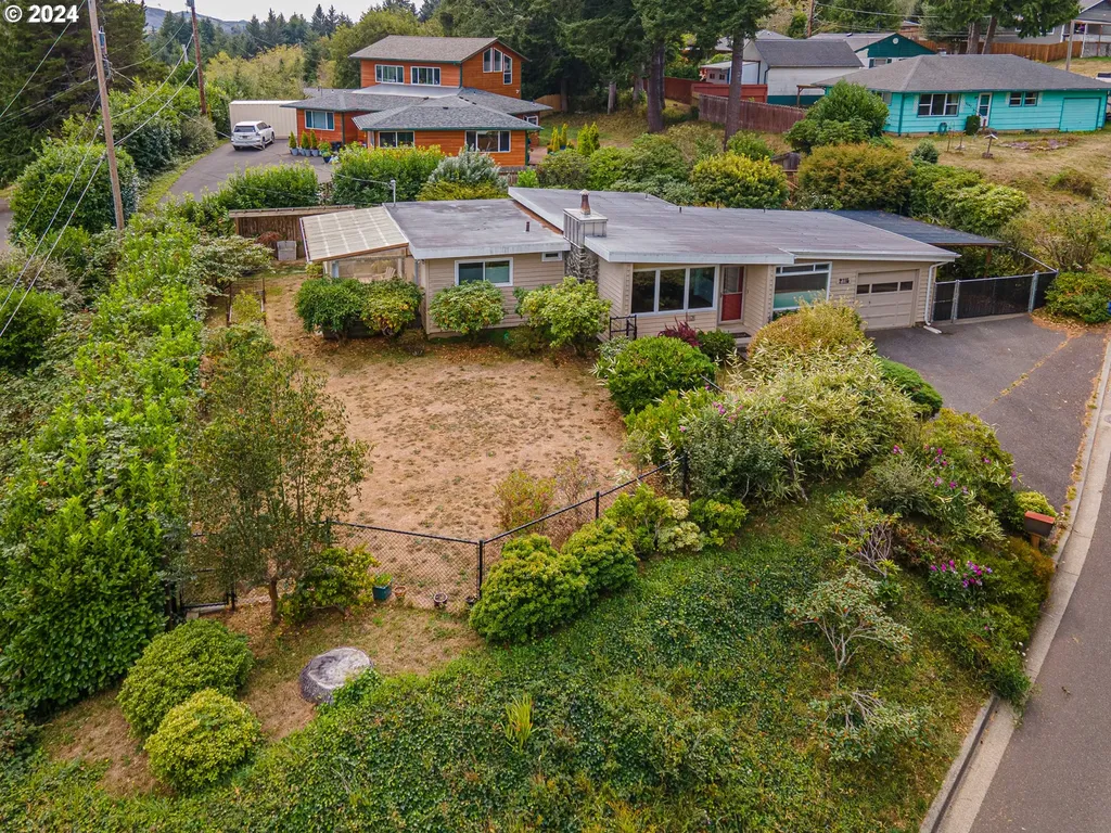 2115 California Avenue Coos Bay OR 97420