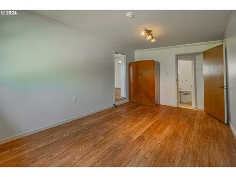 2115 California Avenue Coos Bay OR 97420