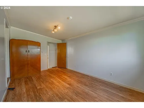 2115 California Avenue Coos Bay OR 97420