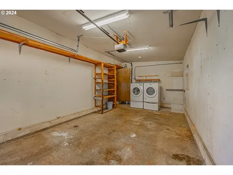 2115 California Avenue Coos Bay OR 97420