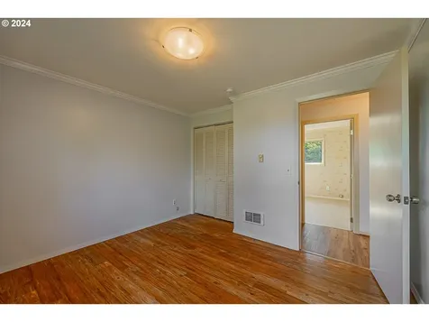 2115 California Avenue Coos Bay OR 97420