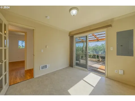 2115 California Avenue Coos Bay OR 97420