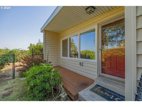 2115 California Avenue Coos Bay OR 97420