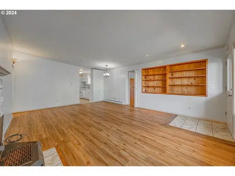 2115 California Avenue Coos Bay OR 97420