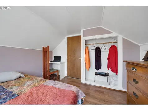 6516 SW Galley Avenue Lincoln City OR 97367