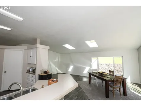 6910 Upper Olalla Road Winston OR 97496