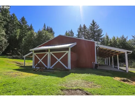 6910 Upper Olalla Road Winston OR 97496