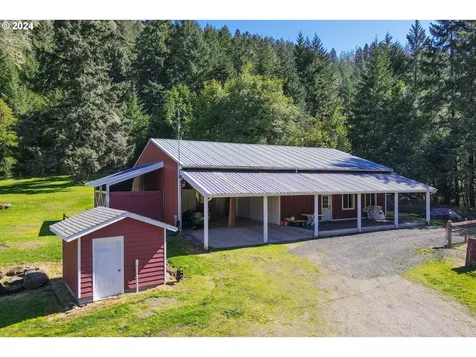 6910 Upper Olalla Road Winston OR 97496
