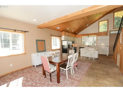 6910 Upper Olalla Road Winston OR 97496