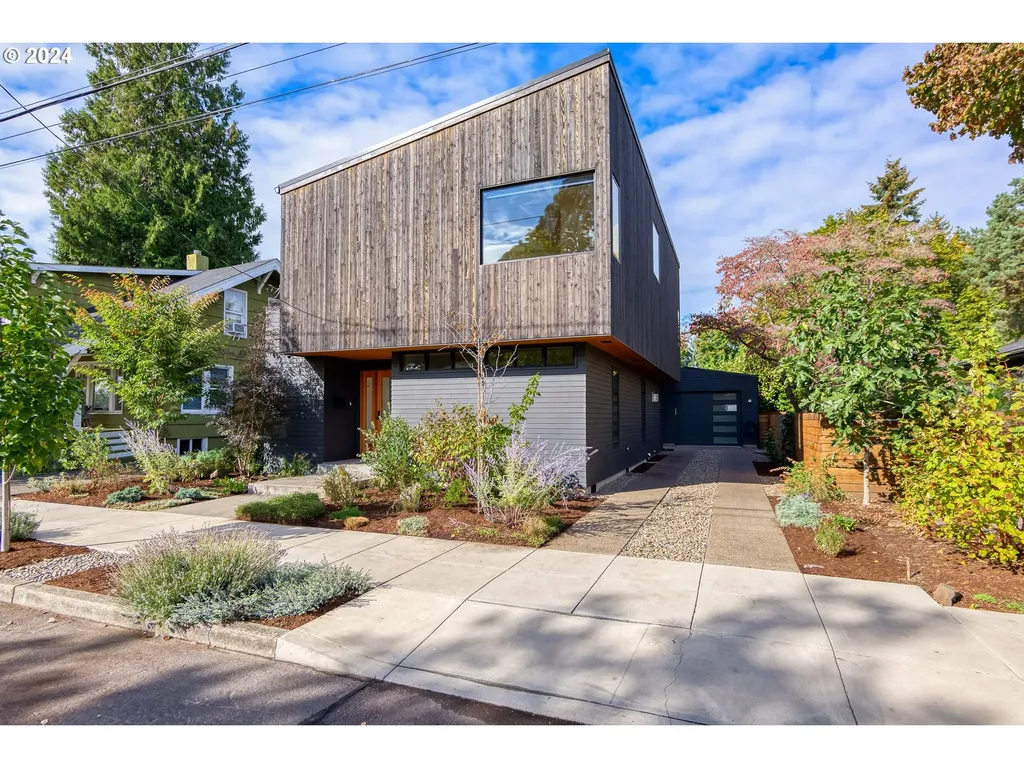 6741 Se Kelly Street Portland OR 97206