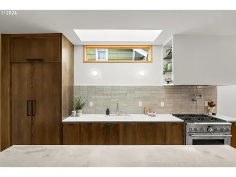 6741 Se Kelly Street Portland OR 97206
