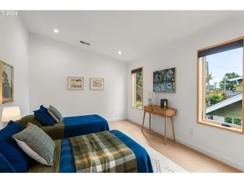 6741 Se Kelly Street Portland OR 97206