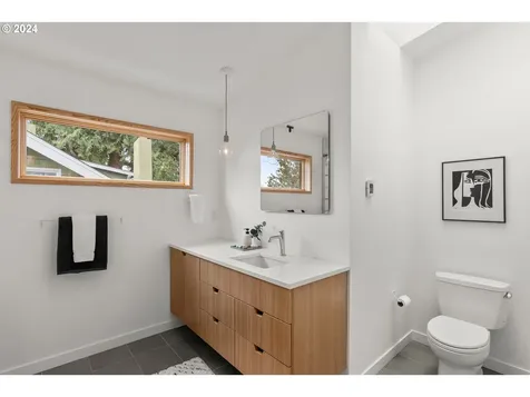 6741 Se Kelly Street Portland OR 97206