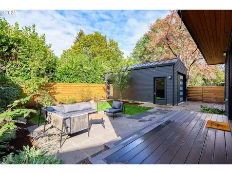 6741 Se Kelly Street Portland OR 97206