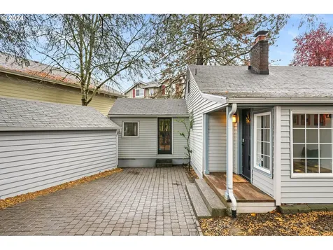 2510 SW Hume Court Portland OR 97219