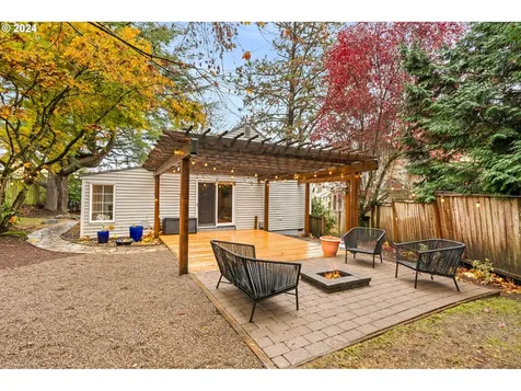 2510 SW Hume Court Portland OR 97219