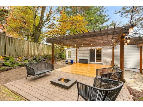 2510 SW Hume Court Portland OR 97219