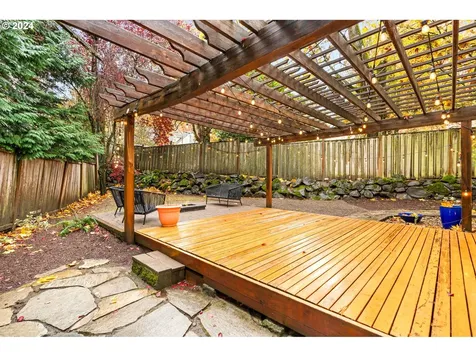2510 SW Hume Court Portland OR 97219