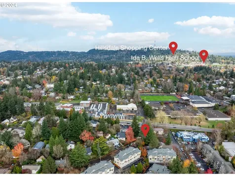 2510 SW Hume Court Portland OR 97219