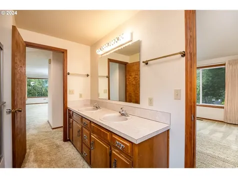 2654 SW Dune Avenue Lincoln City OR 97367