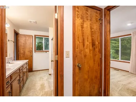 2654 SW Dune Avenue Lincoln City OR 97367