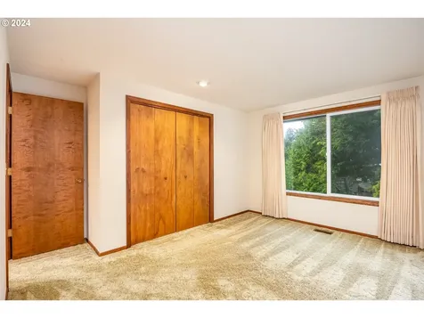 2654 SW Dune Avenue Lincoln City OR 97367