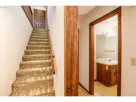 2654 SW Dune Avenue Lincoln City OR 97367
