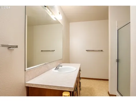2654 SW Dune Avenue Lincoln City OR 97367