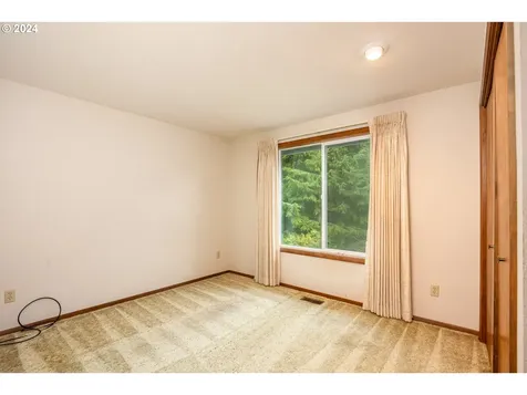 2654 SW Dune Avenue Lincoln City OR 97367