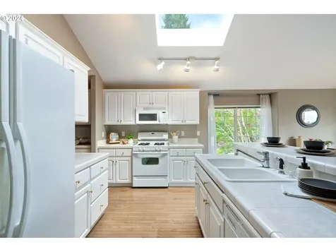 14424 Nw Evergreen Street Portland OR 97229