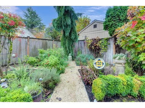 8418 NW Greenbriar Drive Vancouver WA 98665