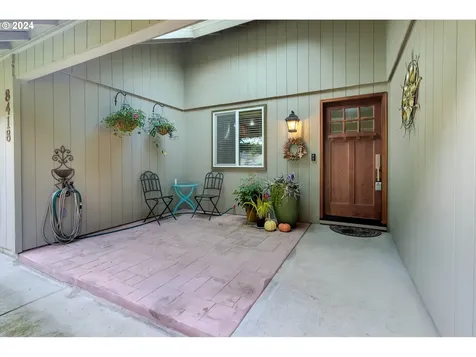 8418 NW Greenbriar Drive Vancouver WA 98665