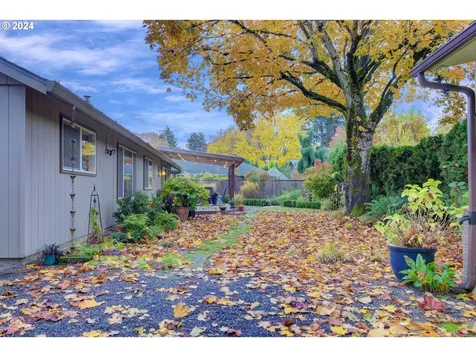 8418 NW Greenbriar Drive Vancouver WA 98665