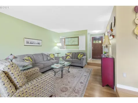 8418 NW Greenbriar Drive Vancouver WA 98665
