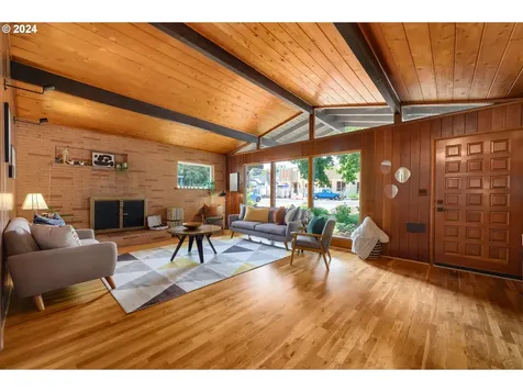 6005 Ne Mason Street Portland OR 97218