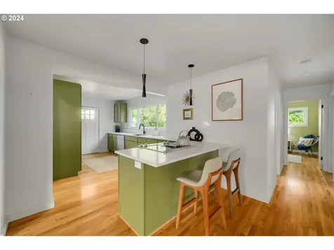 6005 Ne Mason Street Portland OR 97218