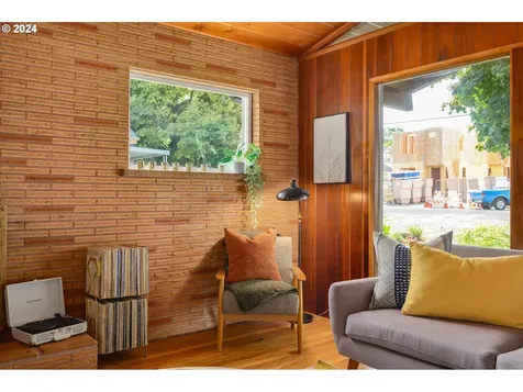 6005 Ne Mason Street Portland OR 97218
