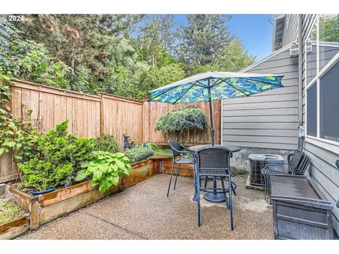 13028 Sw Princeton Lane Portland OR 97223