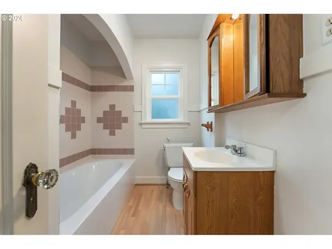 2125 NE 62nd Avenue Portland OR 97213