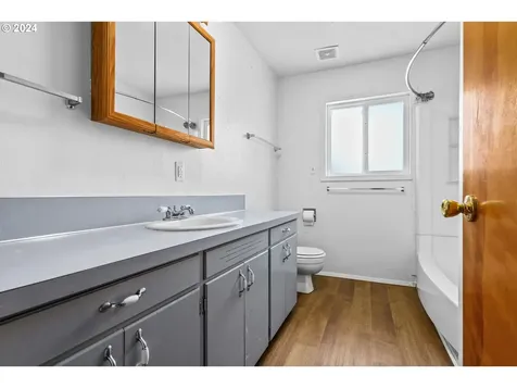 212 N 19th Street Philomath OR 97370